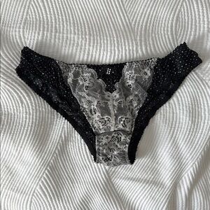 Black and White Lace Cheeky Panties with Floral Design